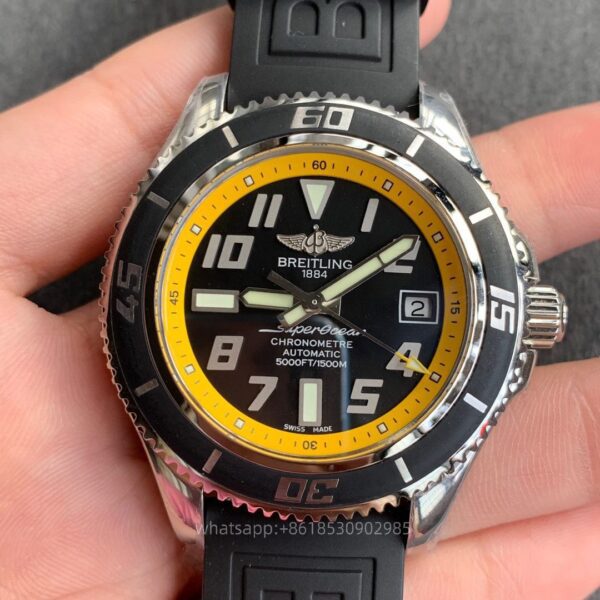 Breitling Superocean Mens Watch 42mm CAL.2824 Automatic Mechanical Movement Stainless Steel Watches